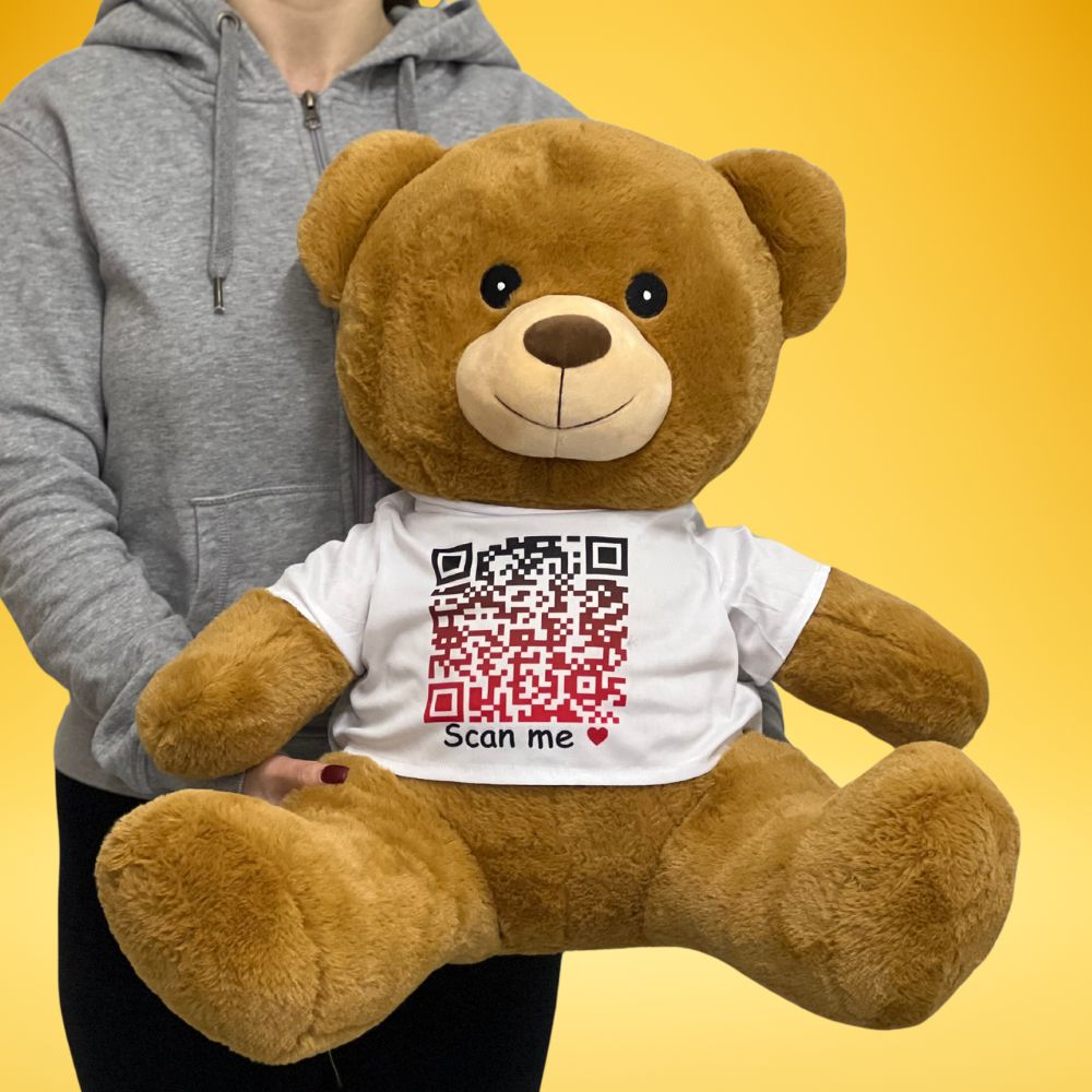 plišani medo sa QR kodom